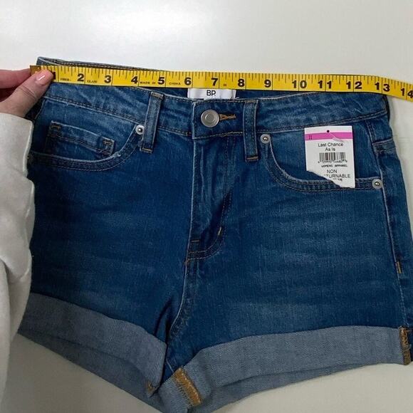 NWT | BP | Rolled Hem Denim Shorts | Blue | Size 25 - Picture 11 of 13